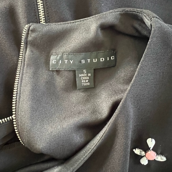 Beaded Floral Black Dress - Picture 3 of 3